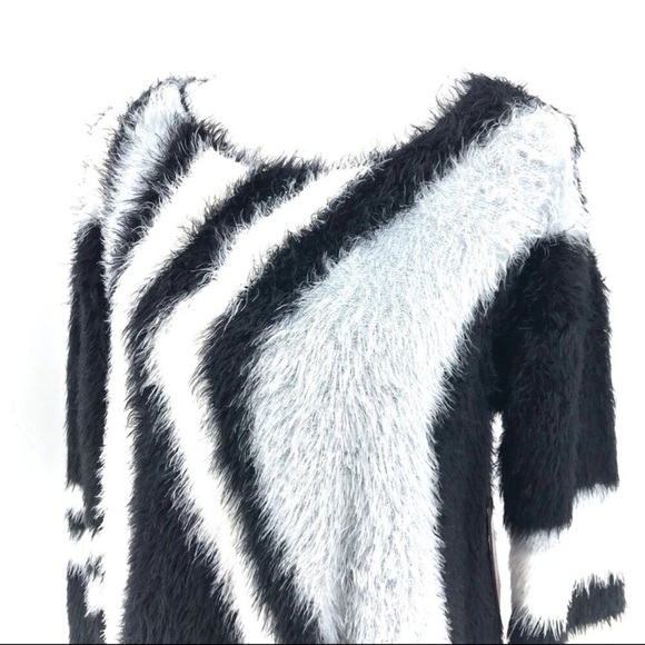 Vince Camuto Black, Gray, and White Fuzzy Sweater - Picture 4 of 7